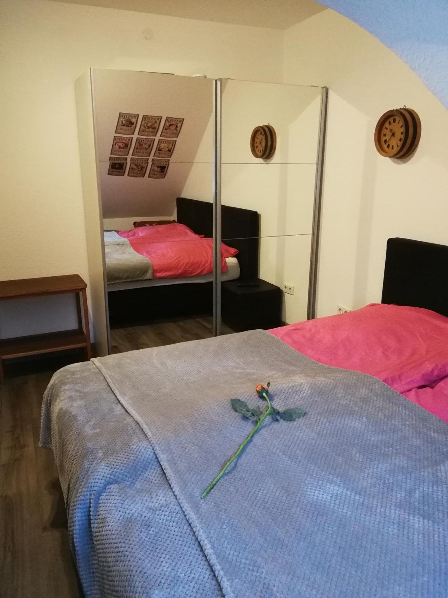 Charmante Wohnung Im Stadtkern, St Wendel ซังคท์เวนเดล ภายนอก รูปภาพ